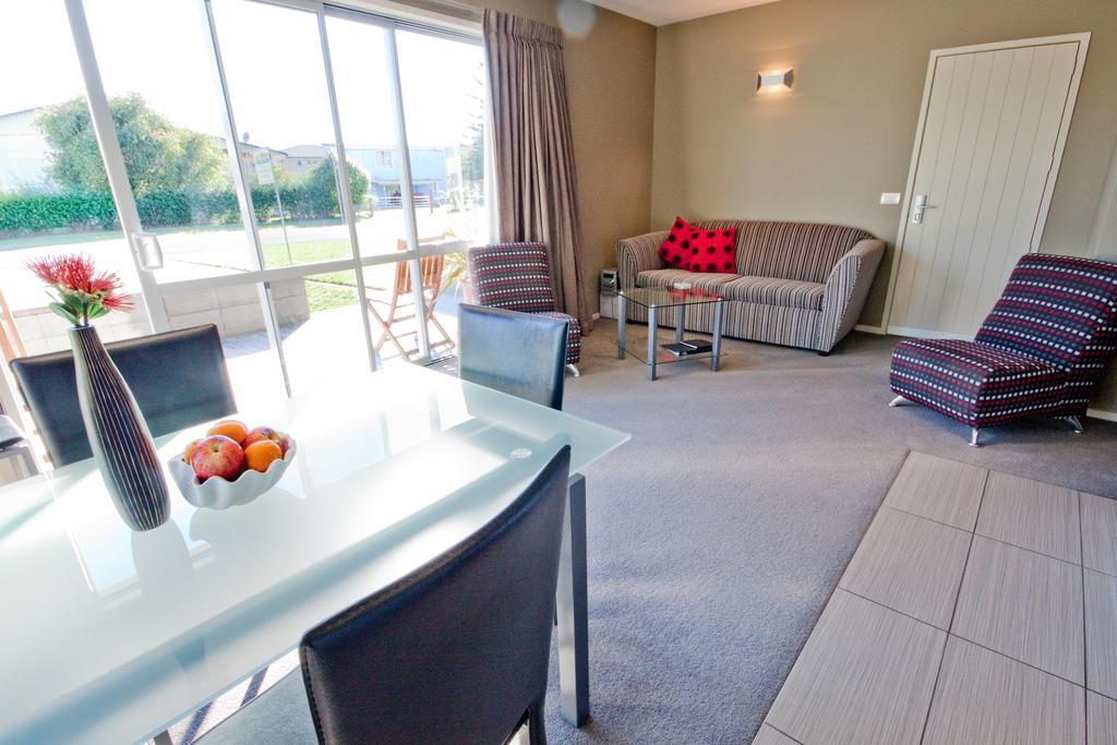 Bay Breeze Accommodation Cooks Beach Eksteriør bilde