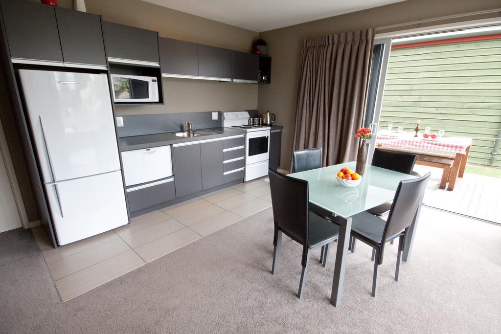 Bay Breeze Accommodation Cooks Beach Eksteriør bilde