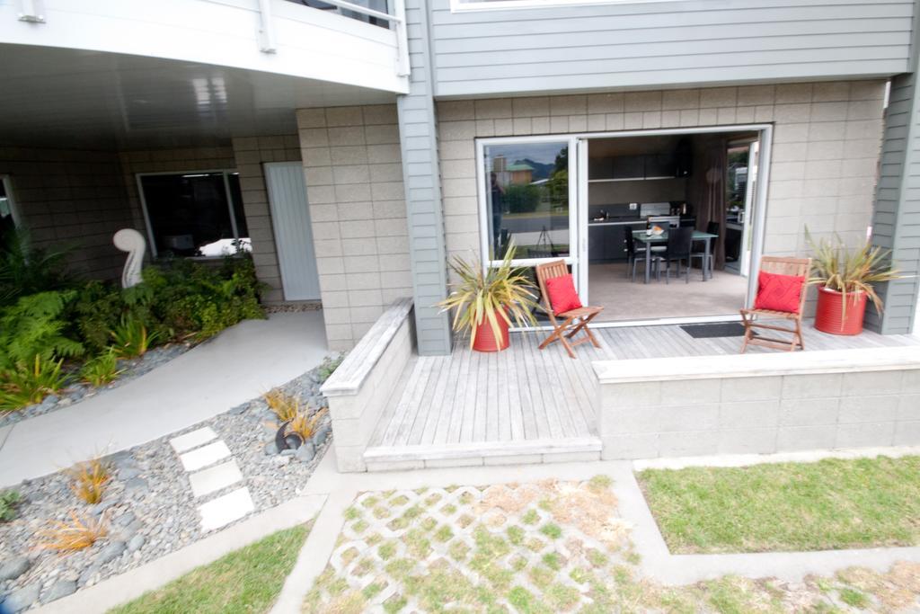 Bay Breeze Accommodation Cooks Beach Eksteriør bilde